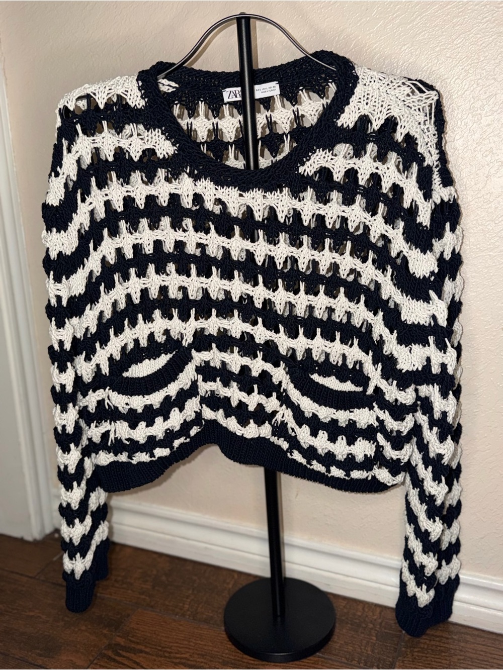 ZARA Navy and White Open-Knit Cropped Sweater
